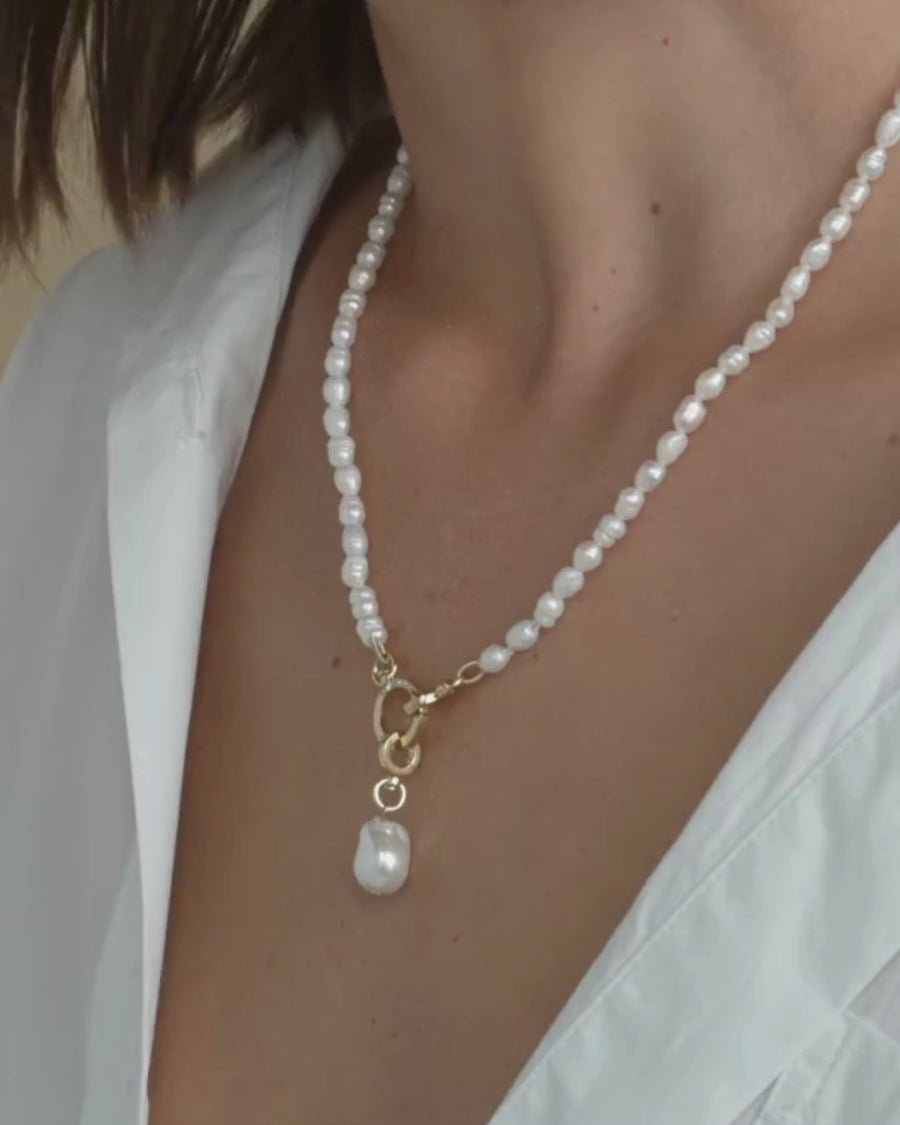 Tatum Pearl Necklace